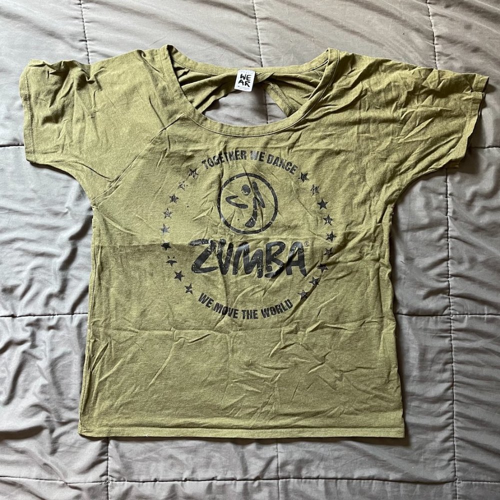 Zumba We Move the World Top M